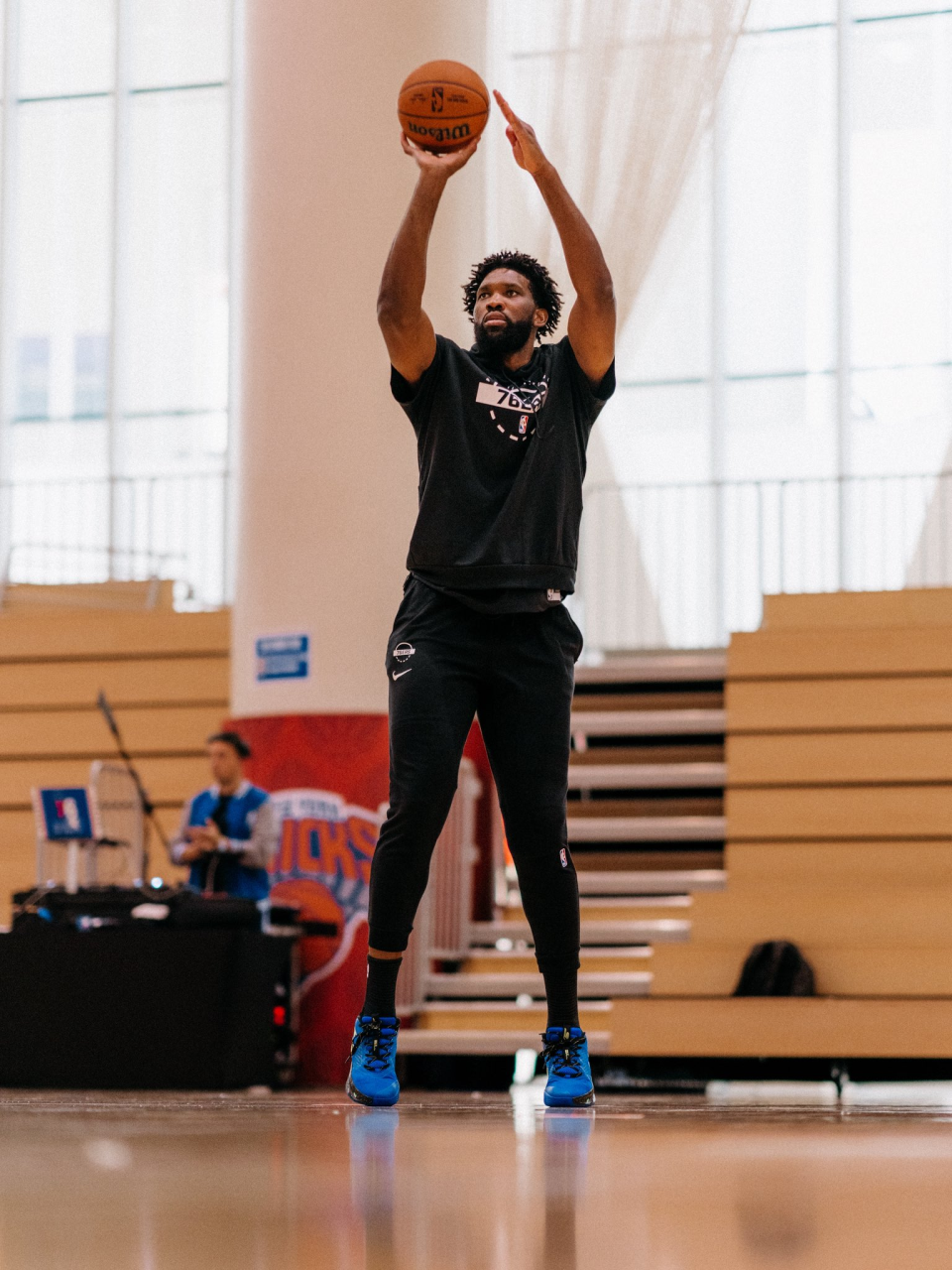 PG电子-包含今夜纽约尼克斯备战NBA常规赛；状态回暖细节曝光；引发热议；年轻球员得到机会的词条