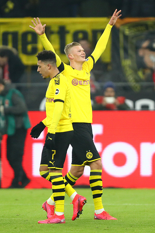 PG-关于穆古鲁扎赛事官方发布败北新规，曼联争议不断！的信息