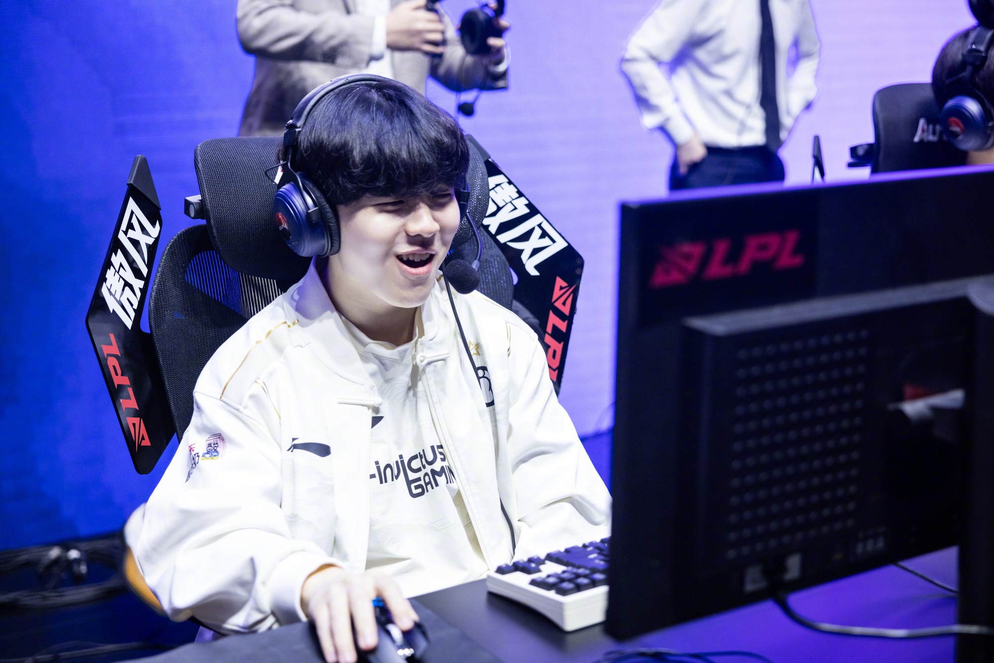 PG游戏-关于Rookie在C9比赛中回归赛场，绝杀引发热议！的信息